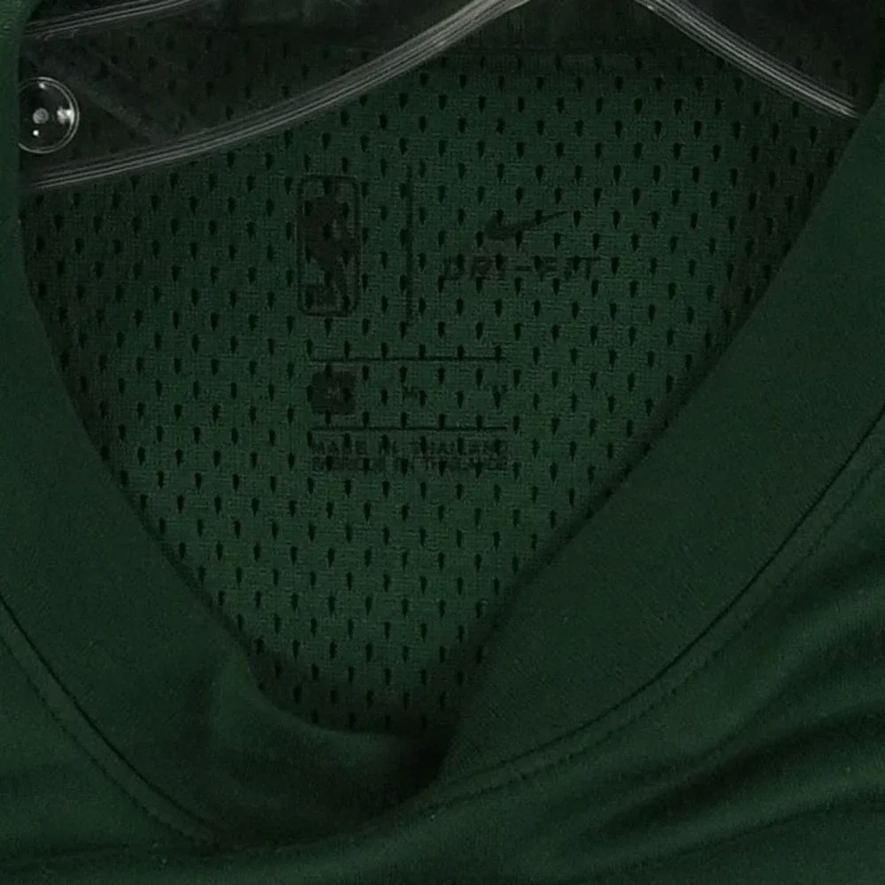 Nike NBA Dri-FIT Milwaukee Bucks Shooting Shirt Men's Size Medium Green Jersey